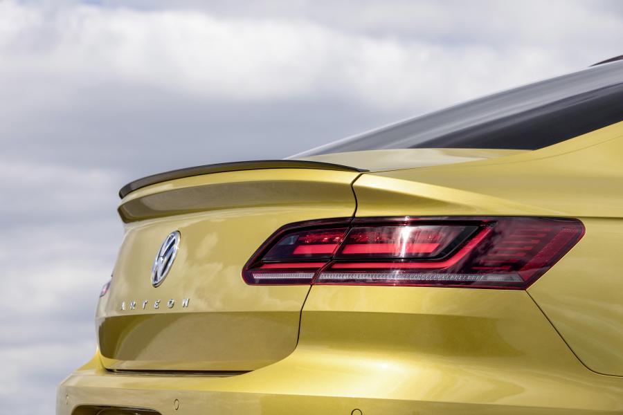  Volkswagen Arteon R-Line 2017 года  (WW) (фото 30 из 70)